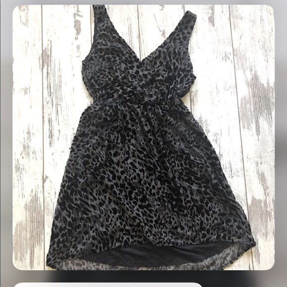H&M Black Leopard Print Lightweight Tank Dress - Picture 9 of 11